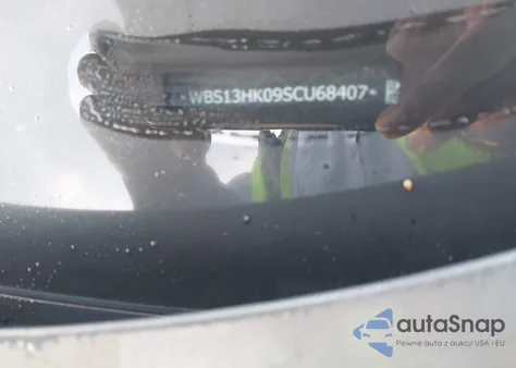 2025 BMW M4 z USA, uszkodzony, nr VIN WBS13HK08SCU69516